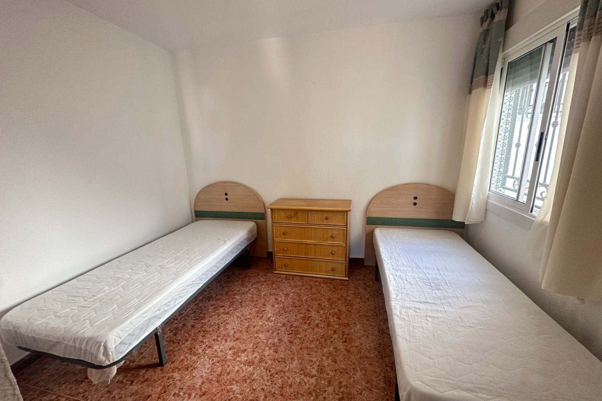 Återförsäljning - Apartment -
Orihuela - Inland