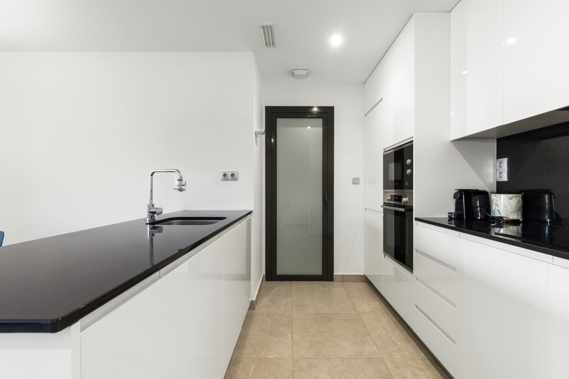 Återförsäljning - Apartment -
Orihuela - Inland