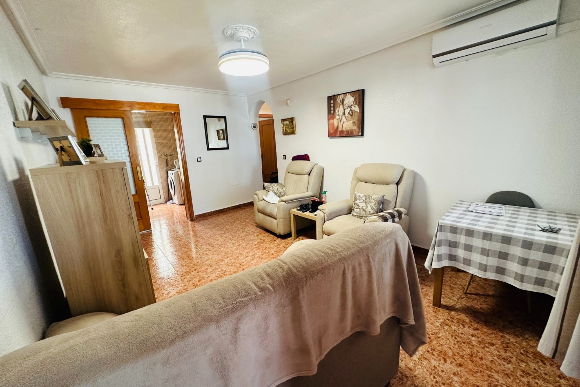 Återförsäljning - Apartment -
Orihuela - Inland