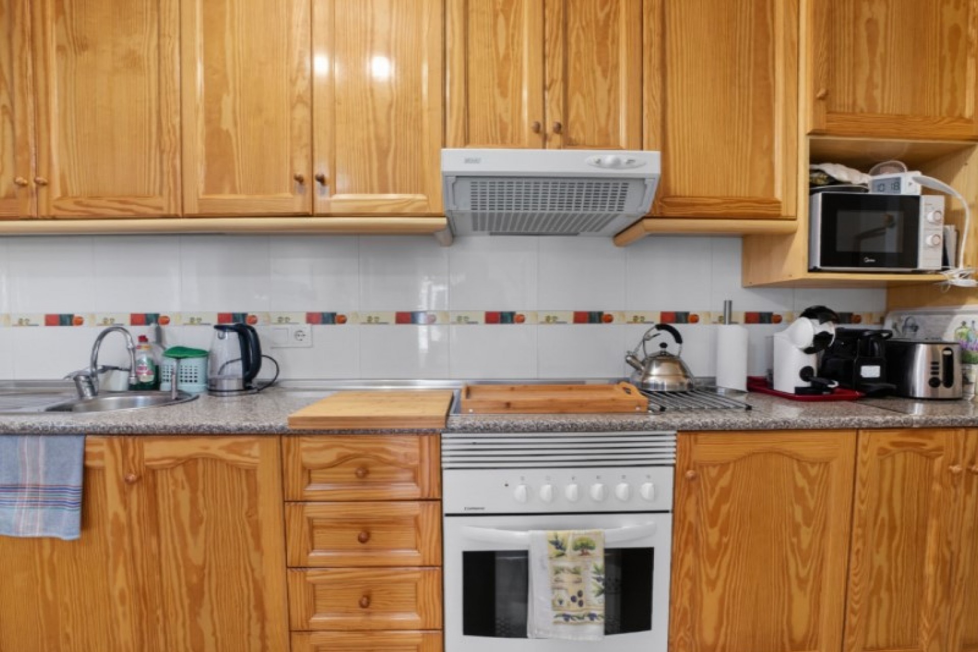 Återförsäljning - Apartment -
Orihuela - Inland
