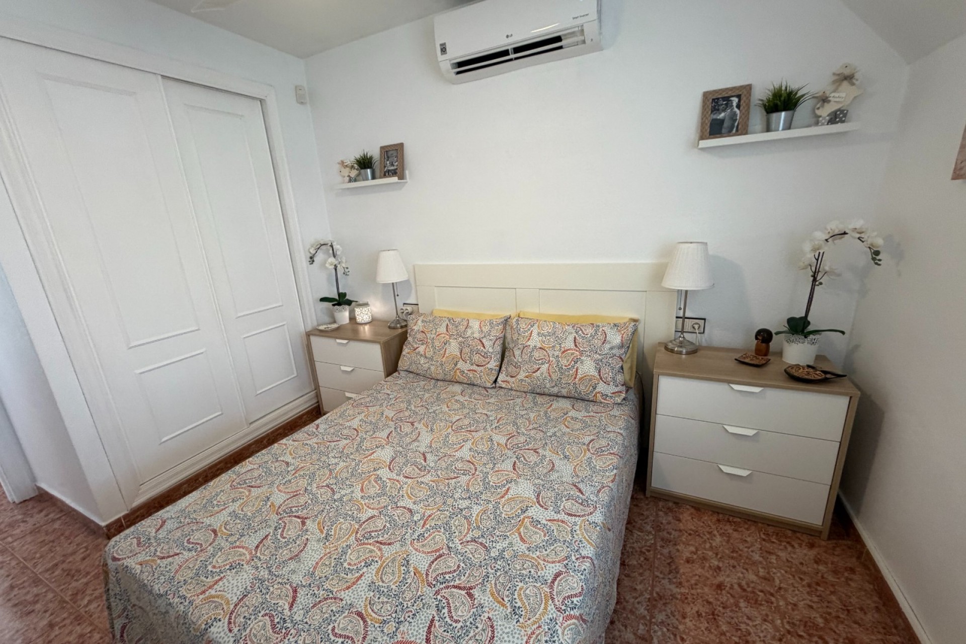 Återförsäljning - Apartment -
Orihuela - Inland