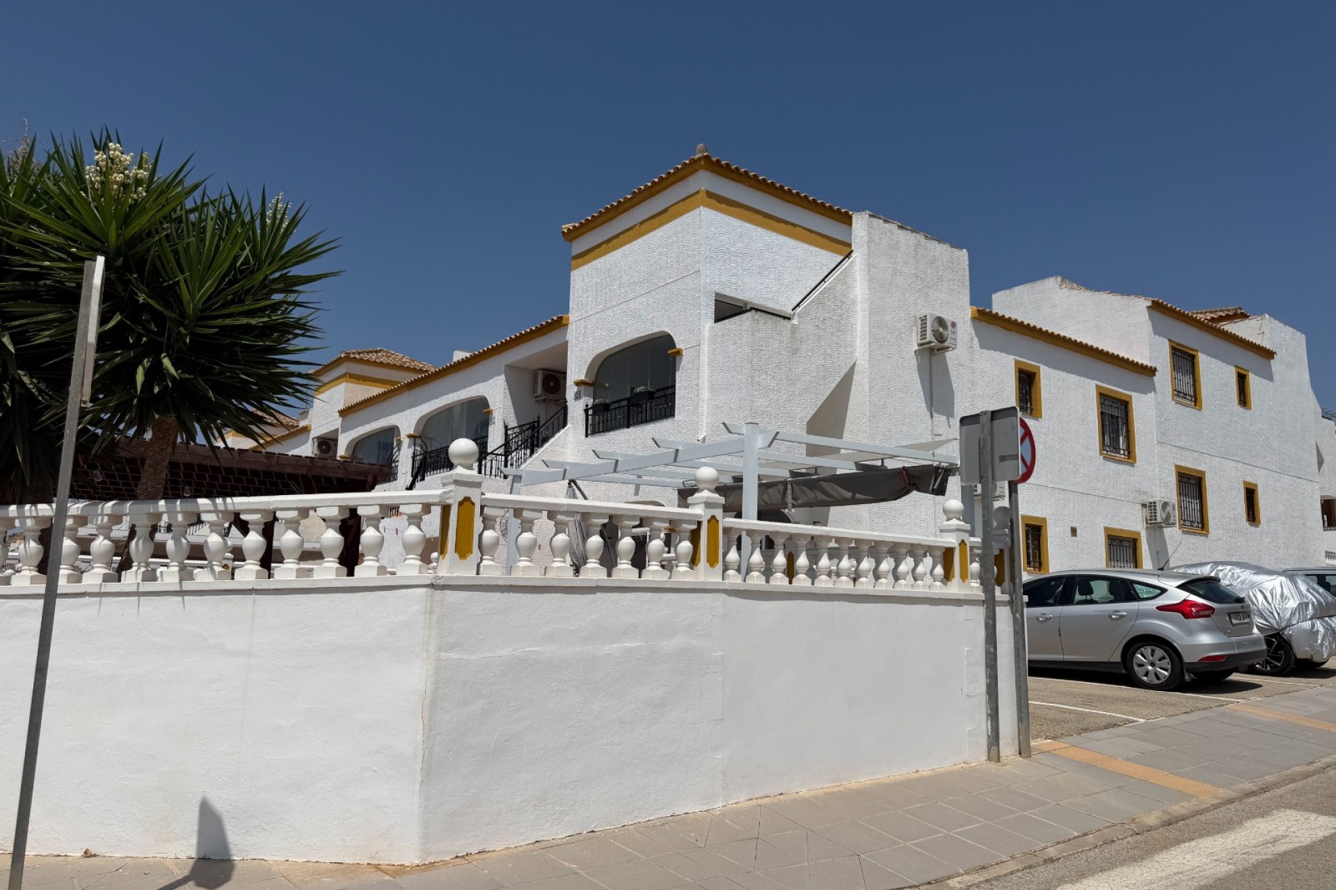 Återförsäljning - Apartment -
Orihuela - Inland