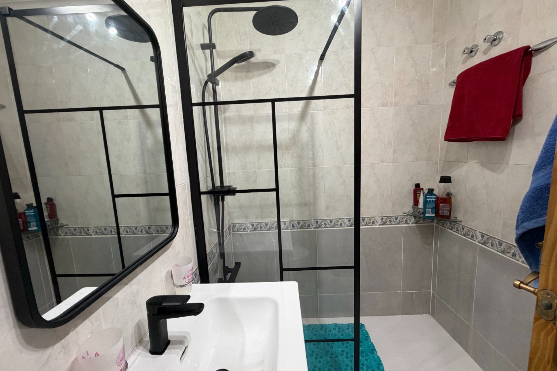 Återförsäljning - Apartment -
Orihuela - Inland