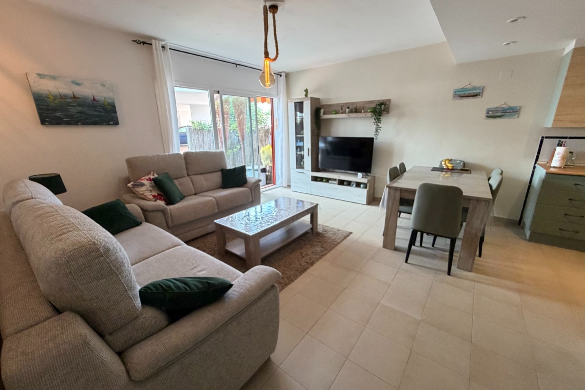 Återförsäljning - Apartment -
Orihuela - Inland