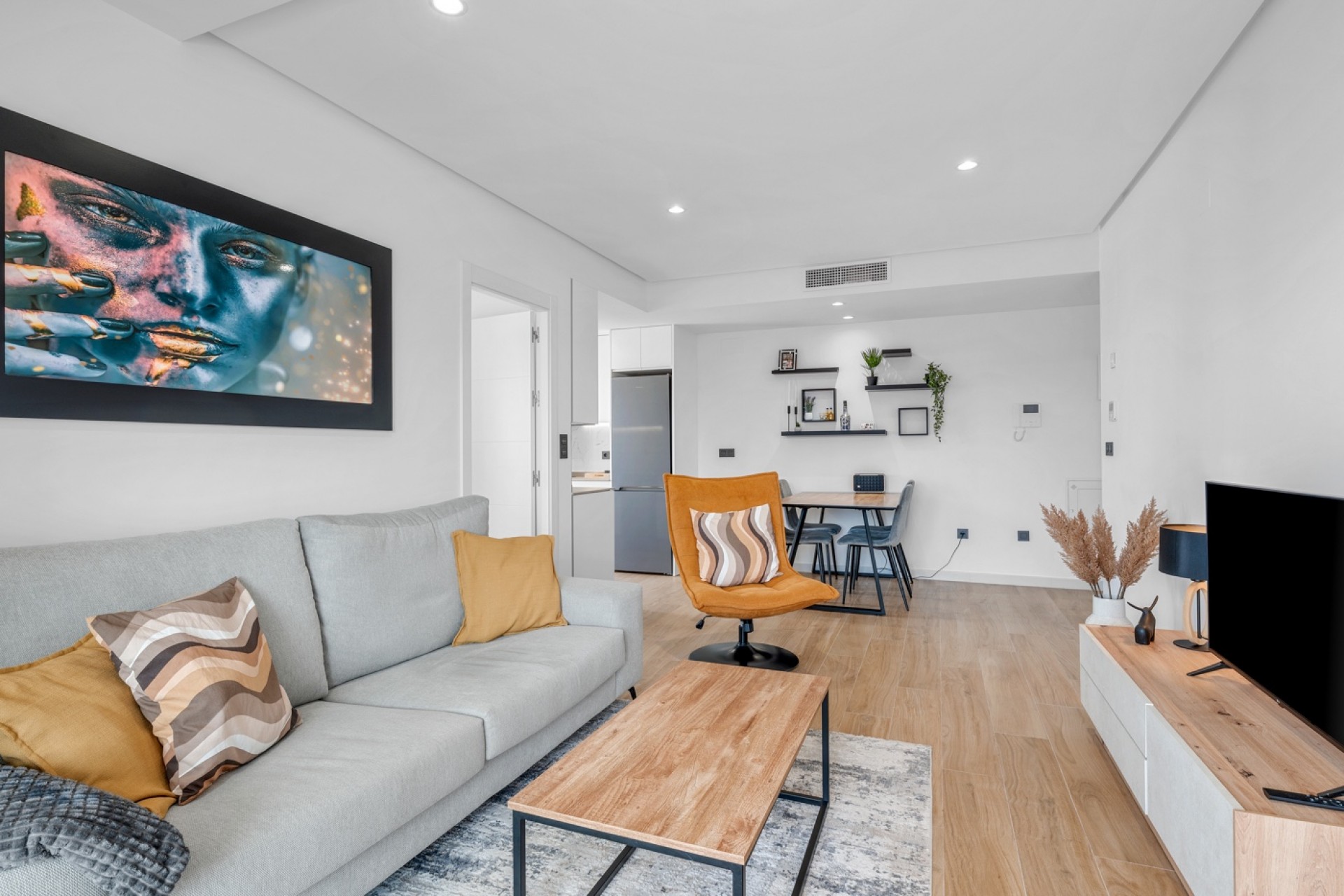 Återförsäljning - Apartment -
Orihuela - Inland