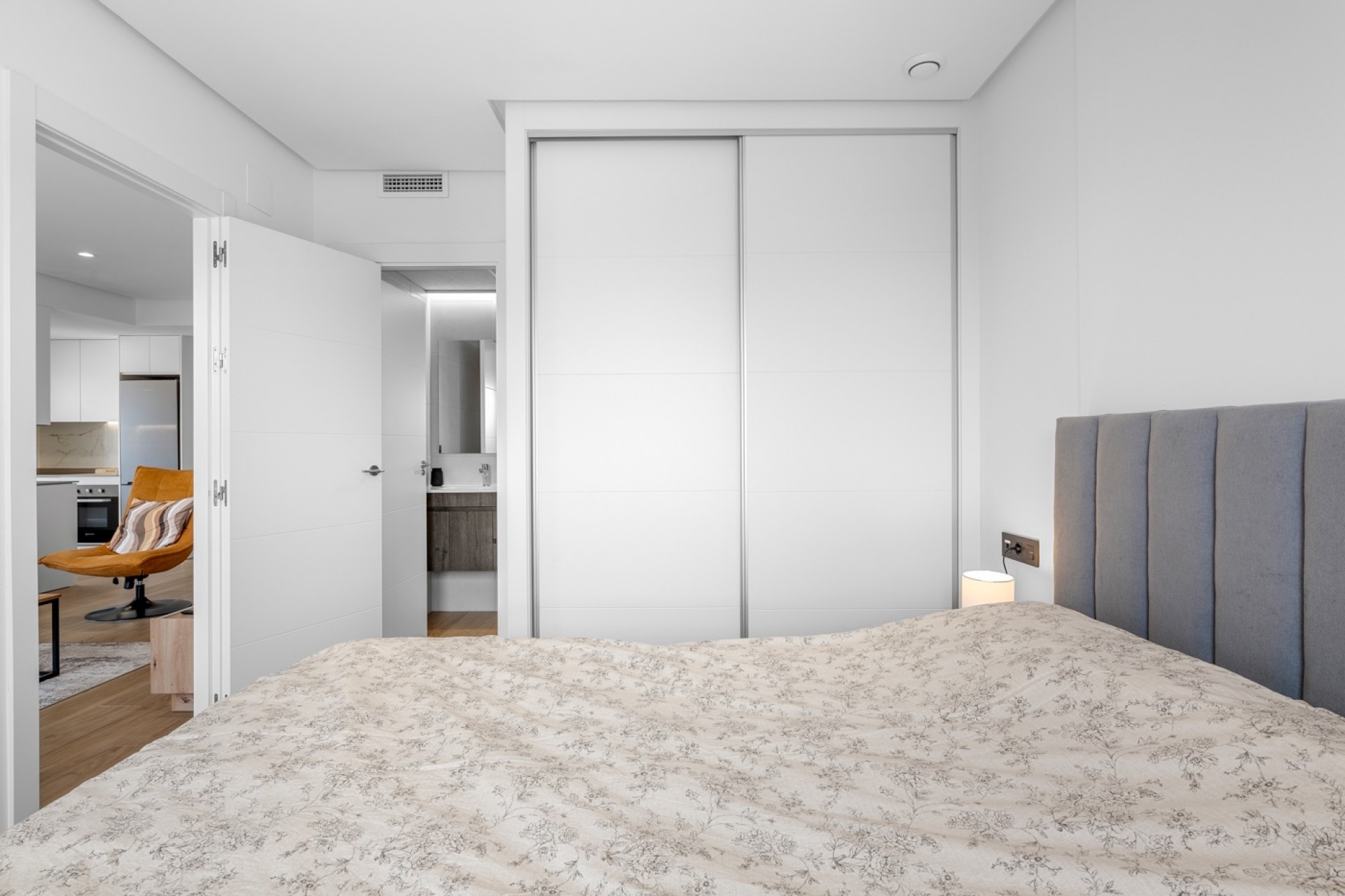 Återförsäljning - Apartment -
Orihuela - Inland