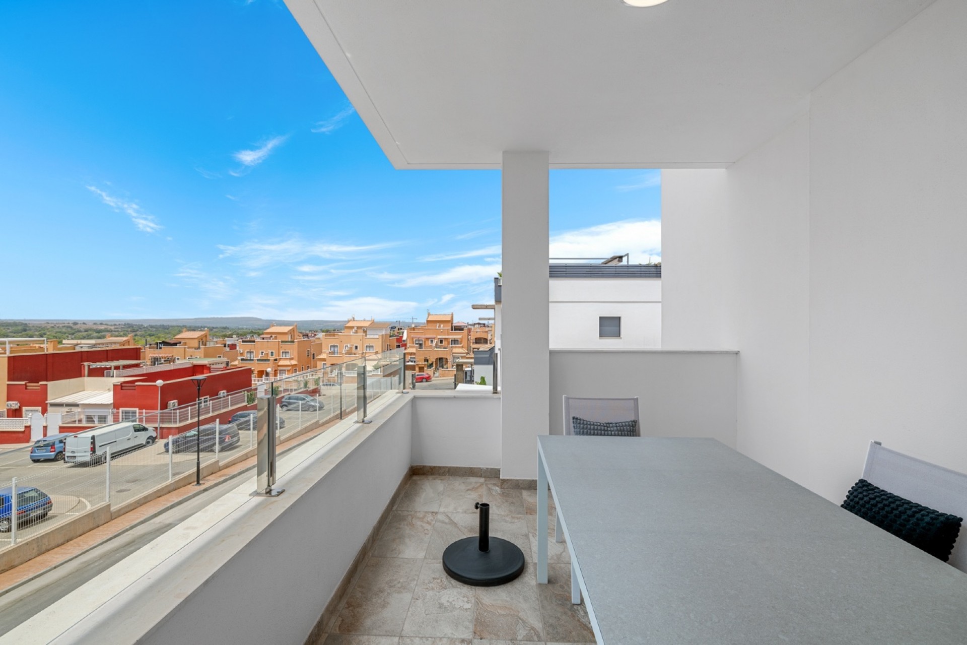 Återförsäljning - Apartment -
Orihuela - Inland