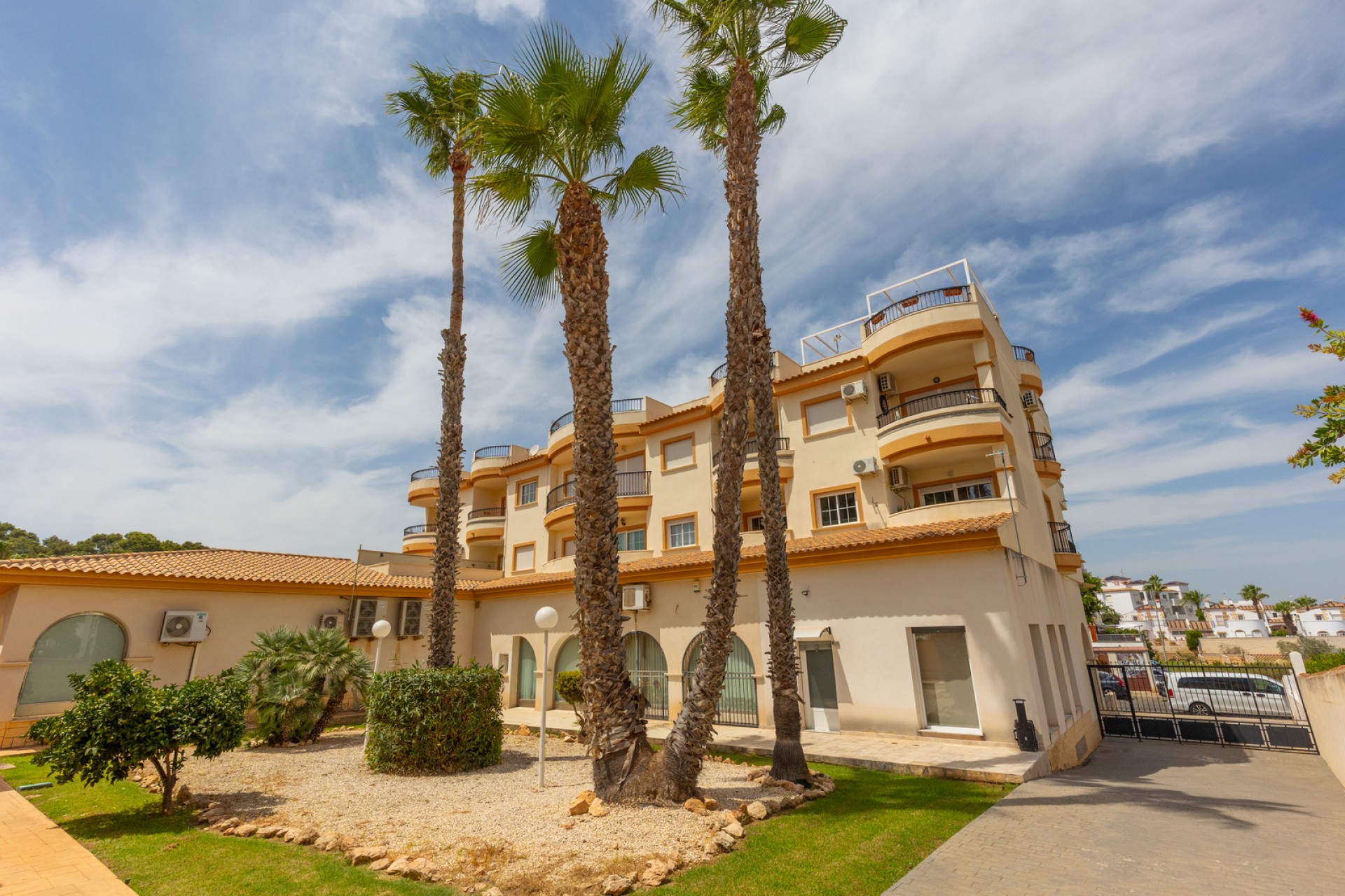 Återförsäljning - Apartment -
Orihuela - Inland