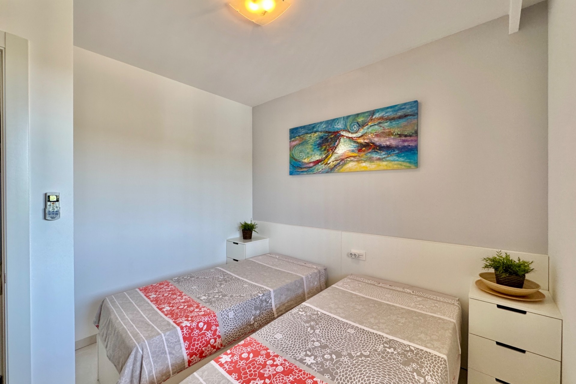 Återförsäljning - Apartment -
Orihuela - Inland