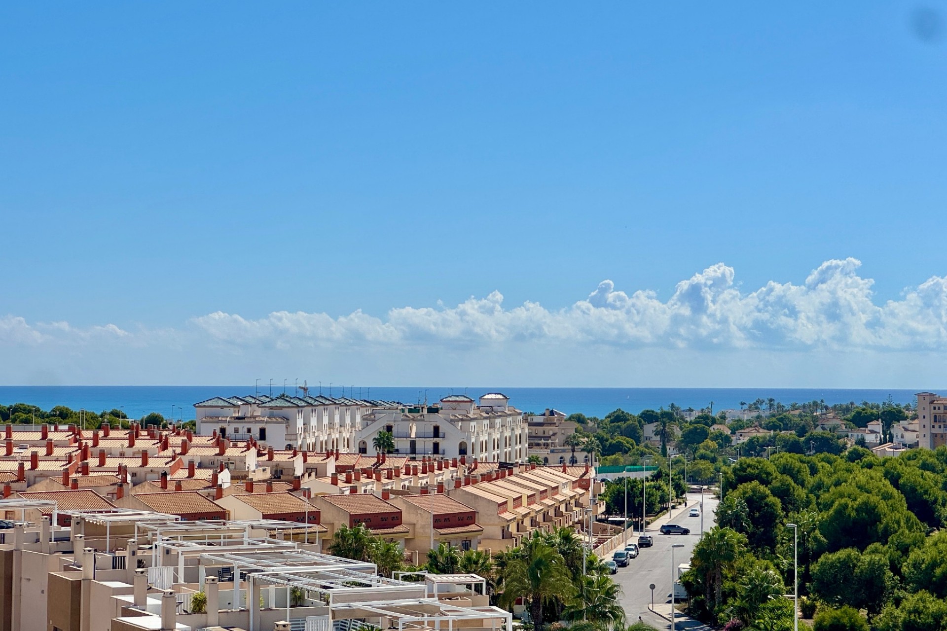 Återförsäljning - Apartment -
Orihuela - Inland