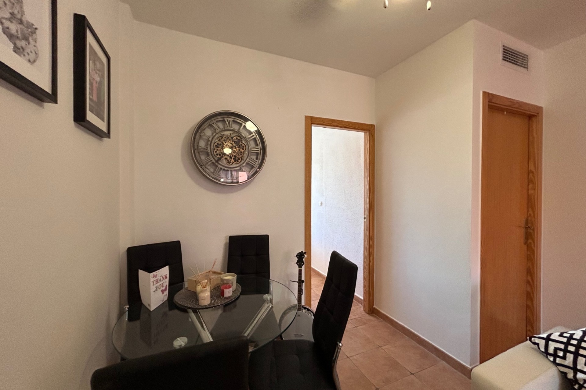 Återförsäljning - Apartment -
Orihuela - Inland
