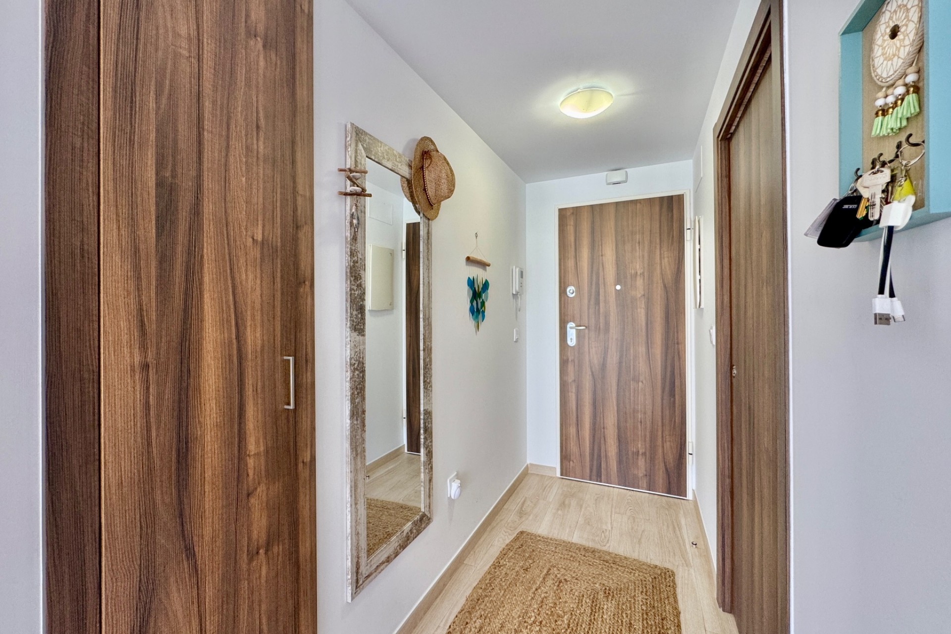 Återförsäljning - Apartment -
Orihuela - Inland