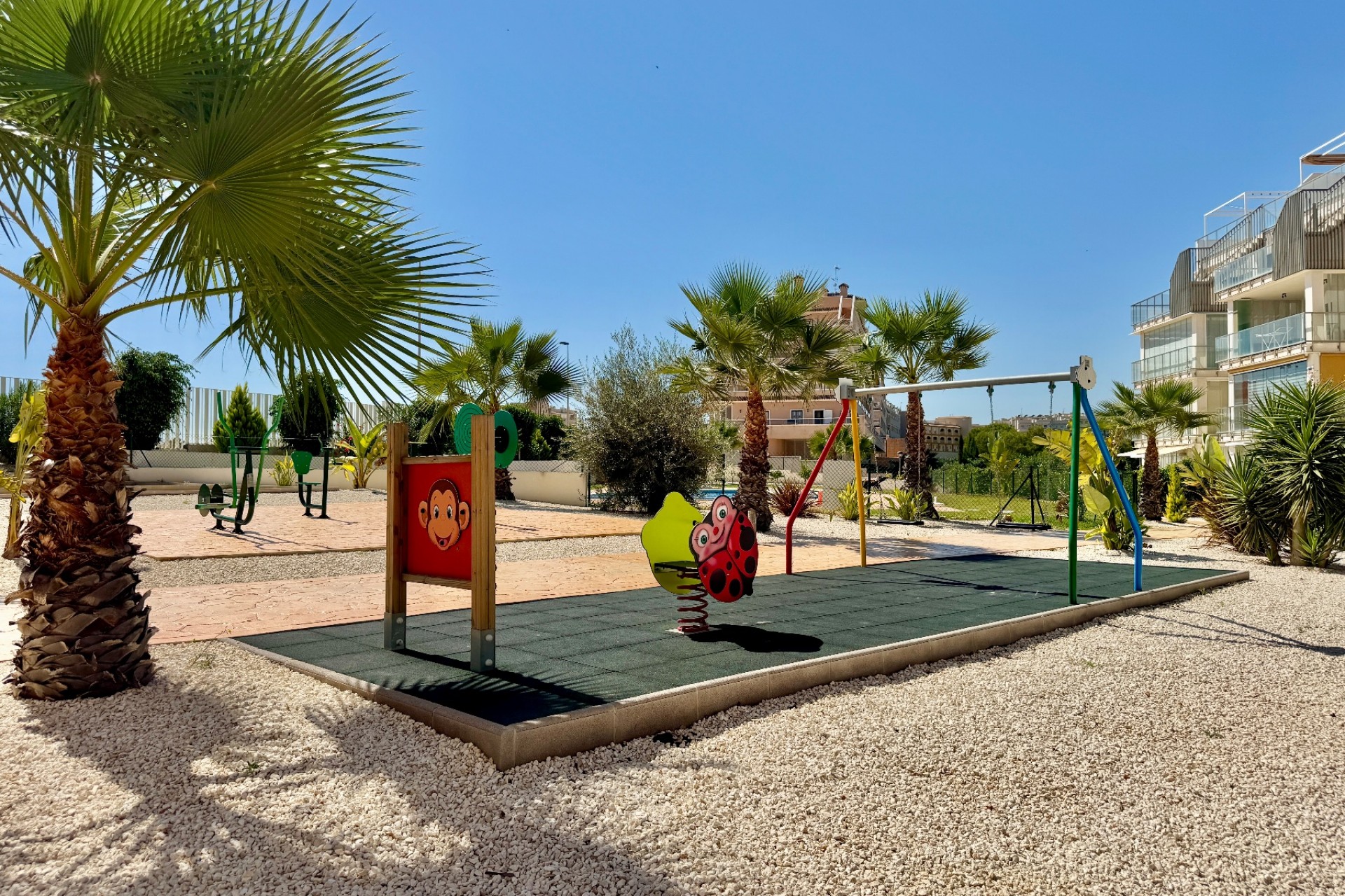 Återförsäljning - Apartment -
Orihuela - Inland
