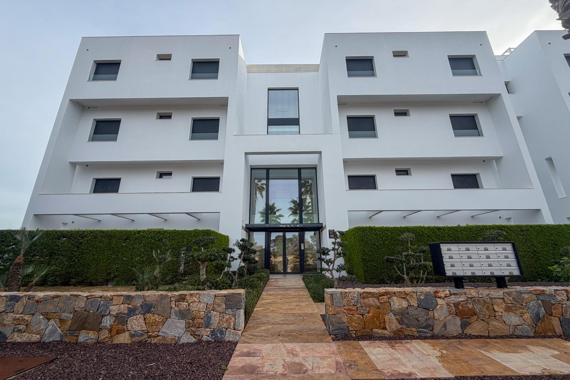 Återförsäljning - Apartment -
Orihuela - Las Colinas Golf