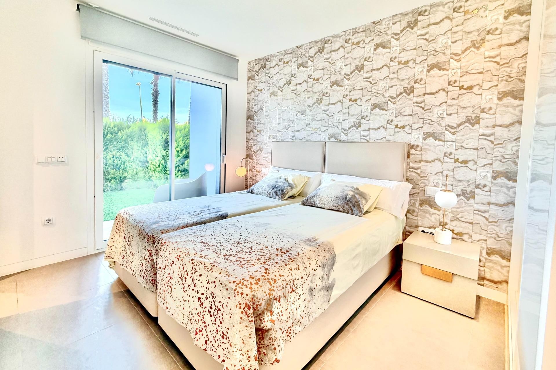 Återförsäljning - Apartment -
Orihuela - Las Colinas Golf