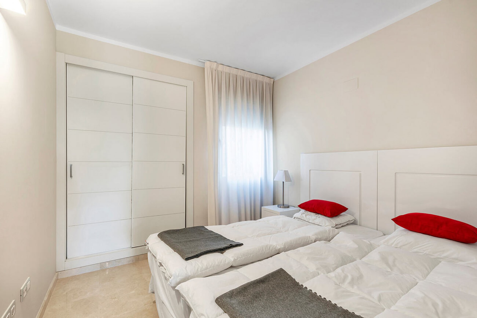 Återförsäljning - Apartment -
Orihuela - Las Colinas