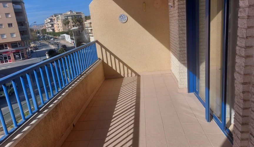 Återförsäljning - Apartment -
Orihuela - Zona Centro