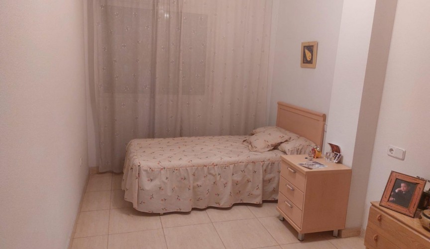 Återförsäljning - Apartment -
Orihuela - Zona Centro