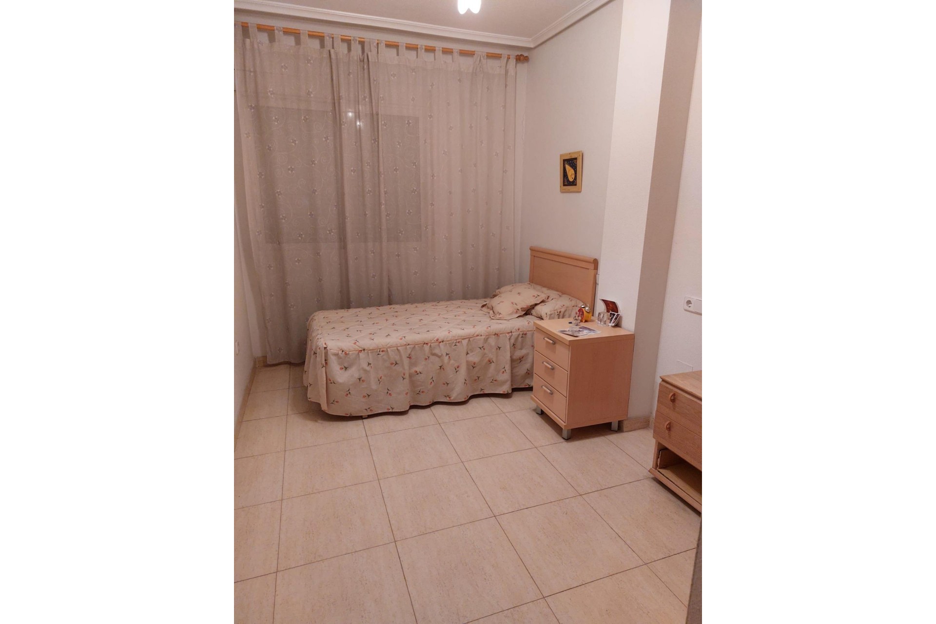 Återförsäljning - Apartment -
Orihuela - Zona Centro