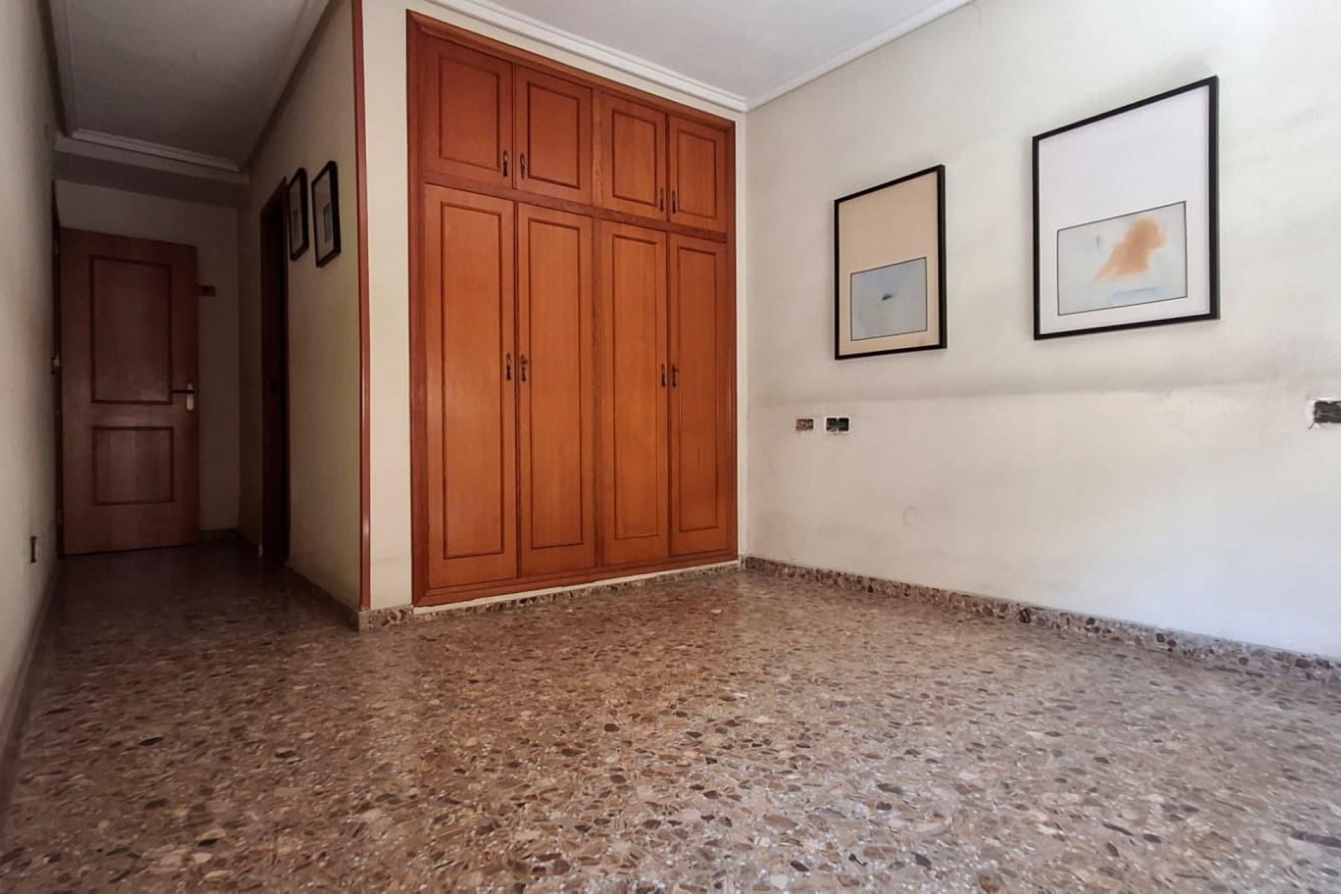 Återförsäljning - Apartment -
Orihuela - Zona Centro