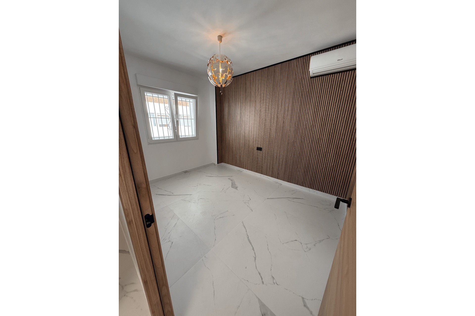 Återförsäljning - Apartment Penthouse -
Torrevieja - Costa Blanca