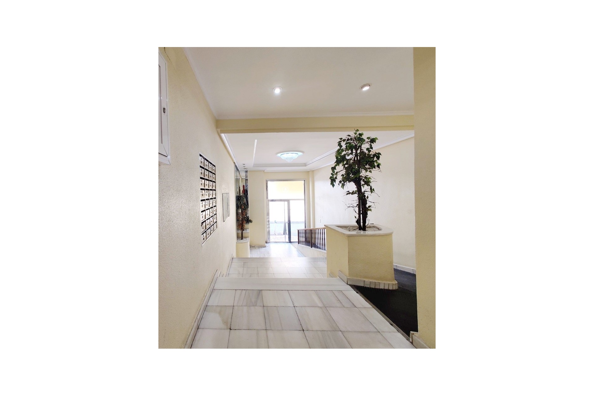 Återförsäljning - Apartment Penthouse -
Torrevieja - Costa Blanca