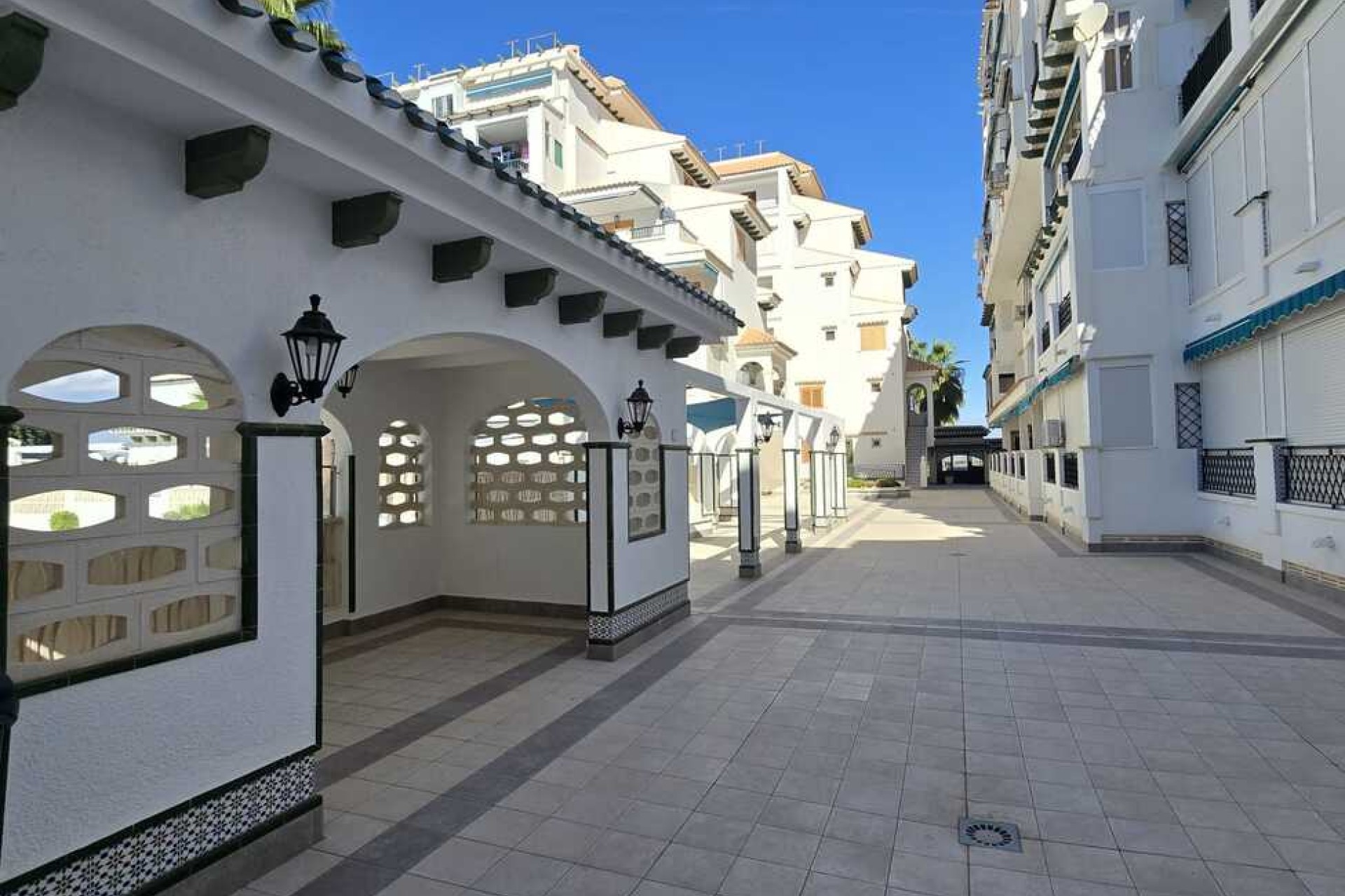 Återförsäljning - Apartment Penthouse -
Torrevieja - La Mata