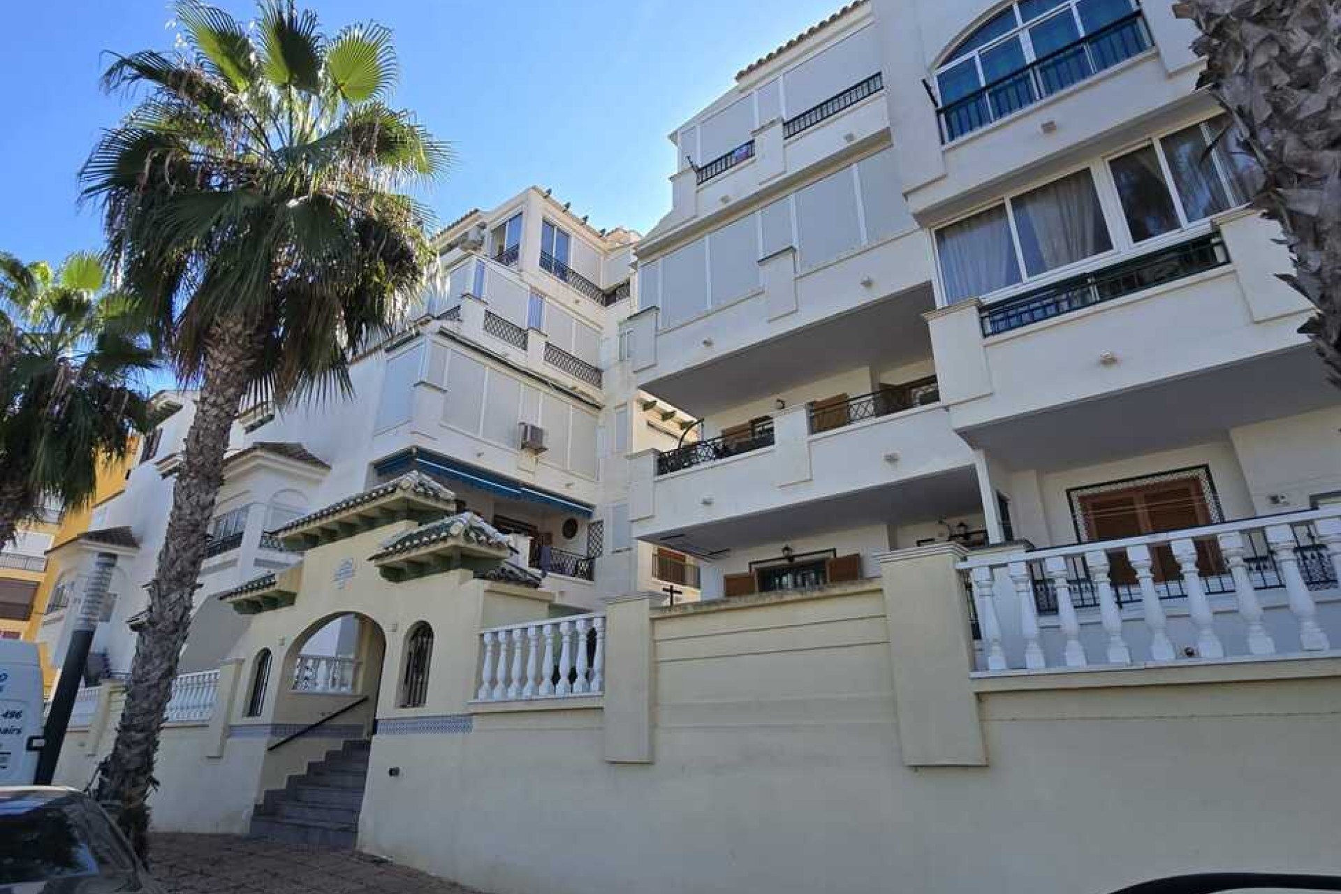 Återförsäljning - Apartment Penthouse -
Torrevieja - La Mata