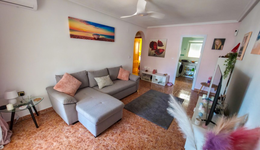 Återförsäljning - Apartment Penthouse -
Vistabella Golf Entre Naranjos - Costa Blanca