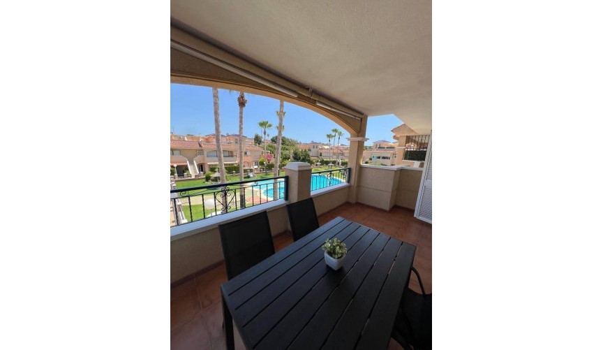 Återförsäljning - Apartment -
Pilar de la Horadada - Riomar