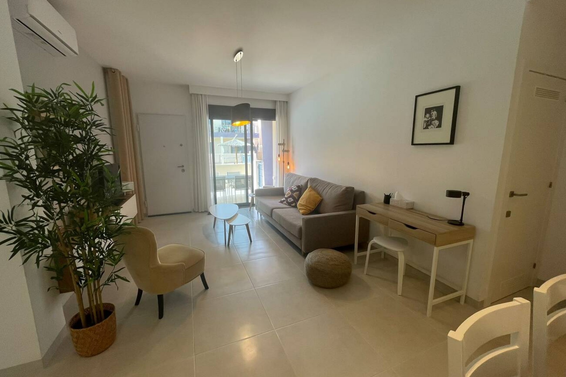 Återförsäljning - Apartment -
Pilar de la Horadada - Torre De La Horadada