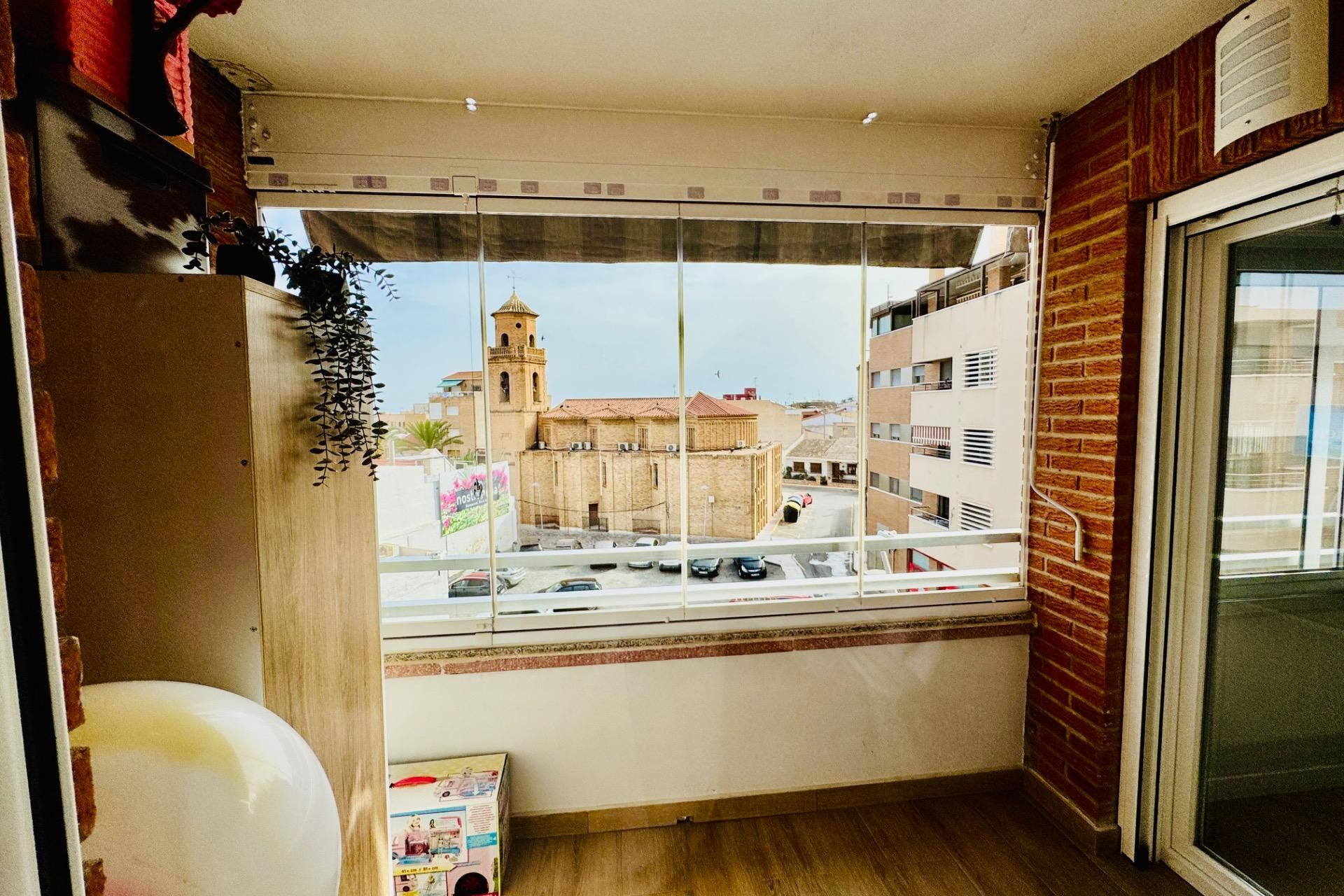 Återförsäljning - Apartment -
Pilar de la Horadada - Zona Pueblo
