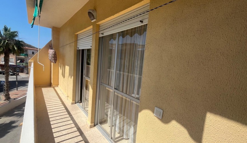 Återförsäljning - Apartment -
Puerto de Mazarron - Centro