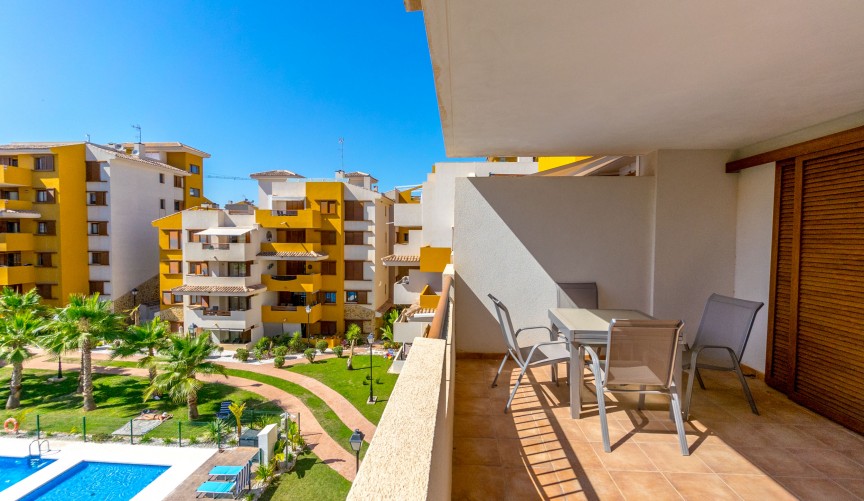 Återförsäljning - Apartment -
Punta Prima - Costa Blanca