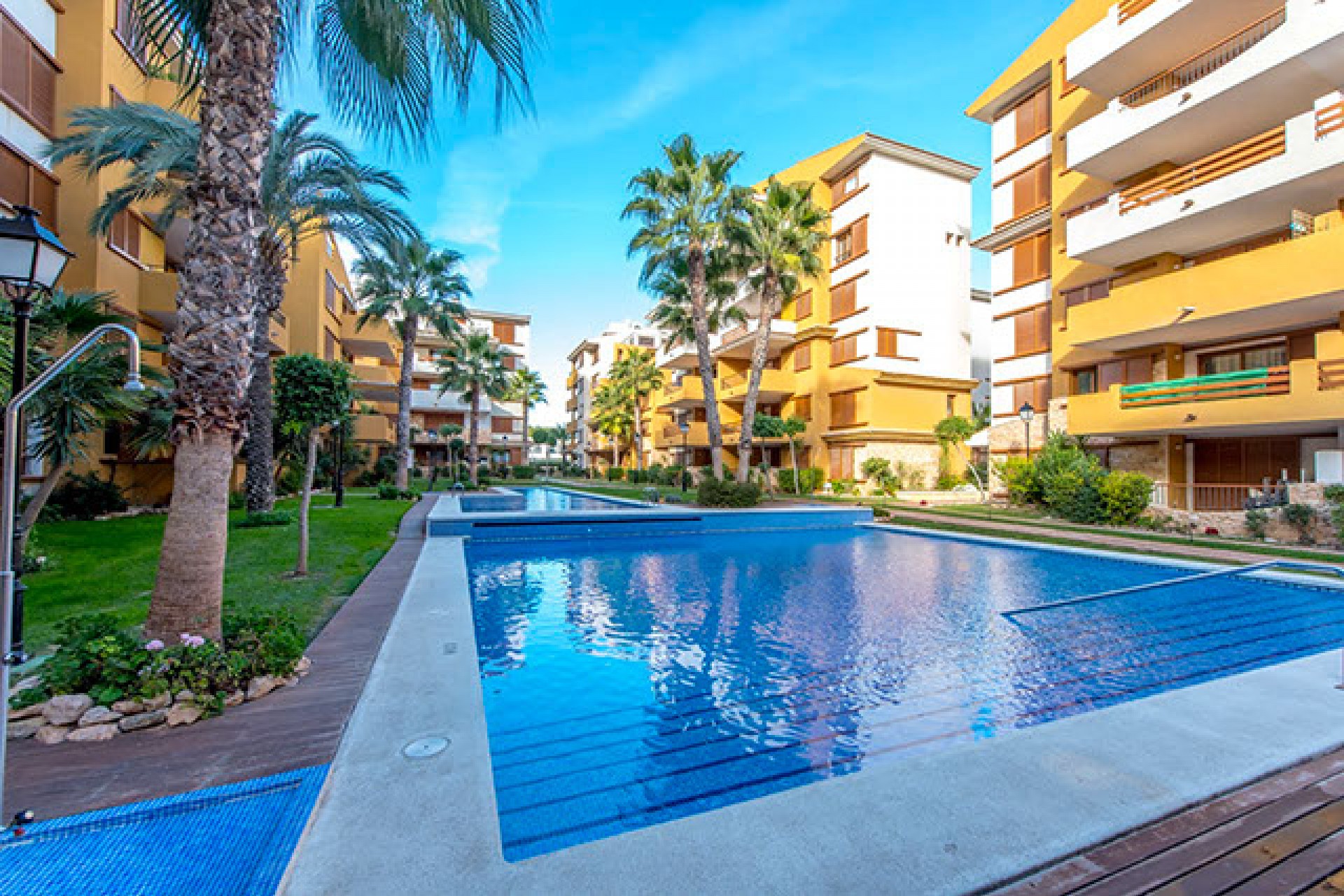 Återförsäljning - Apartment -
Punta Prima - Costa Blanca