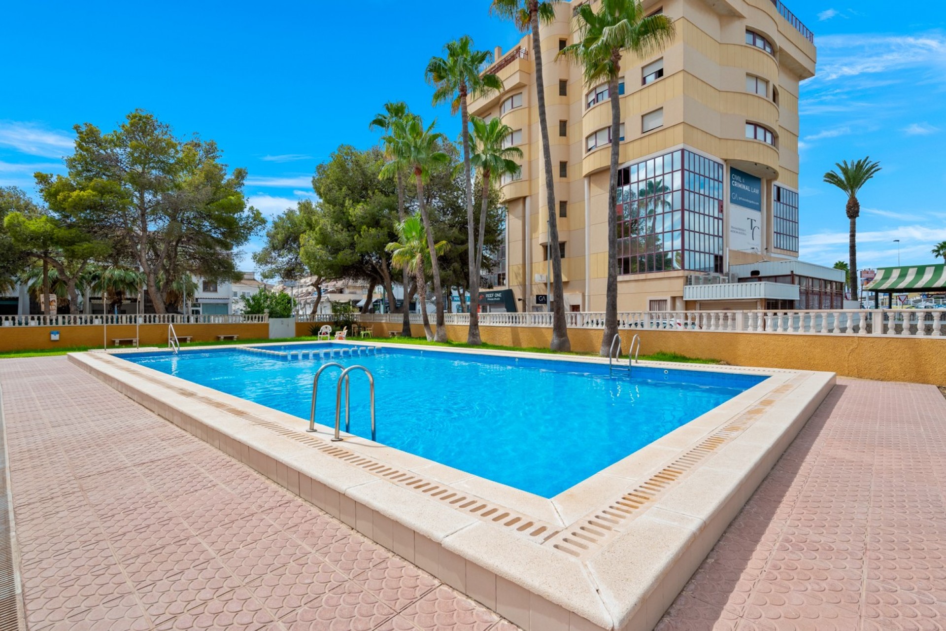 Återförsäljning - Apartment -
Punta Prima - Costa Blanca
