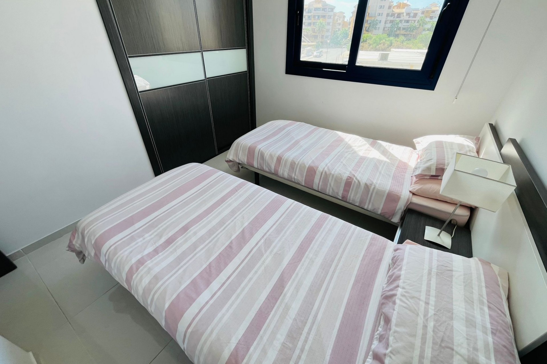 Återförsäljning - Apartment -
Punta Prima - Costa Blanca