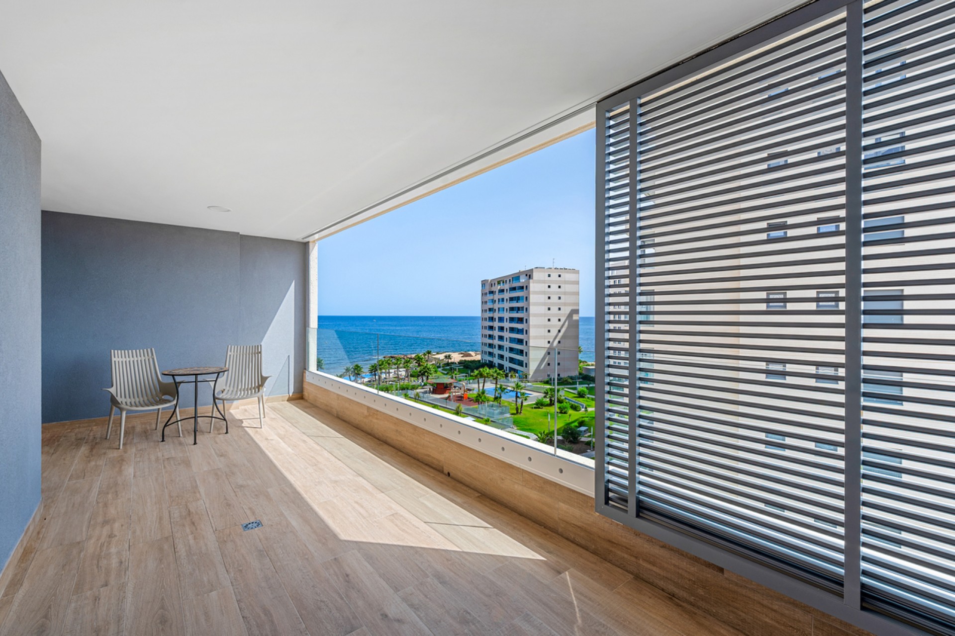 Återförsäljning - Apartment -
Punta Prima - Costa Blanca