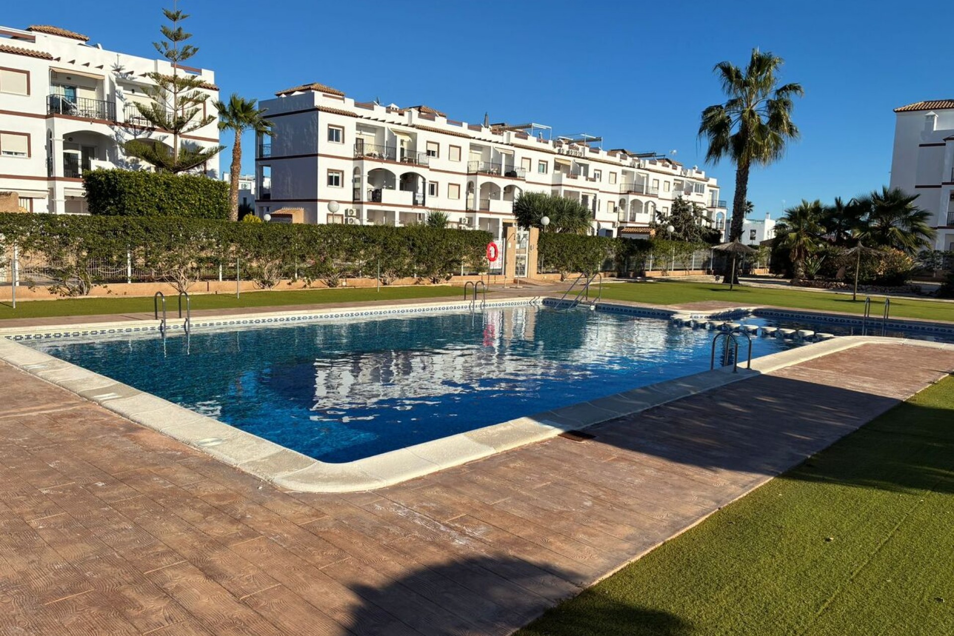 Återförsäljning - Apartment -
Punta Prima - Costa Blanca