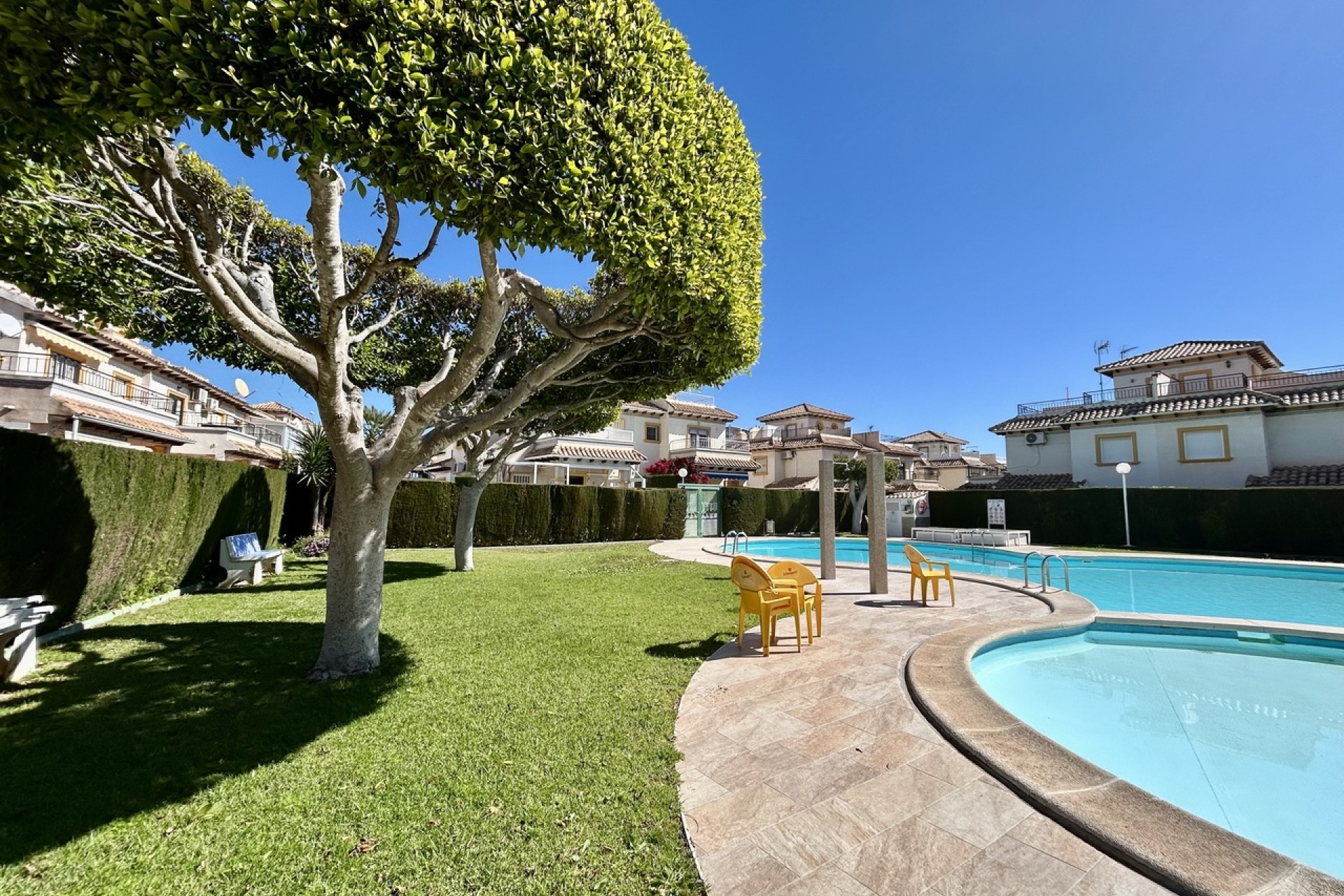 Återförsäljning - Apartment -
Punta Prima - Costa Blanca