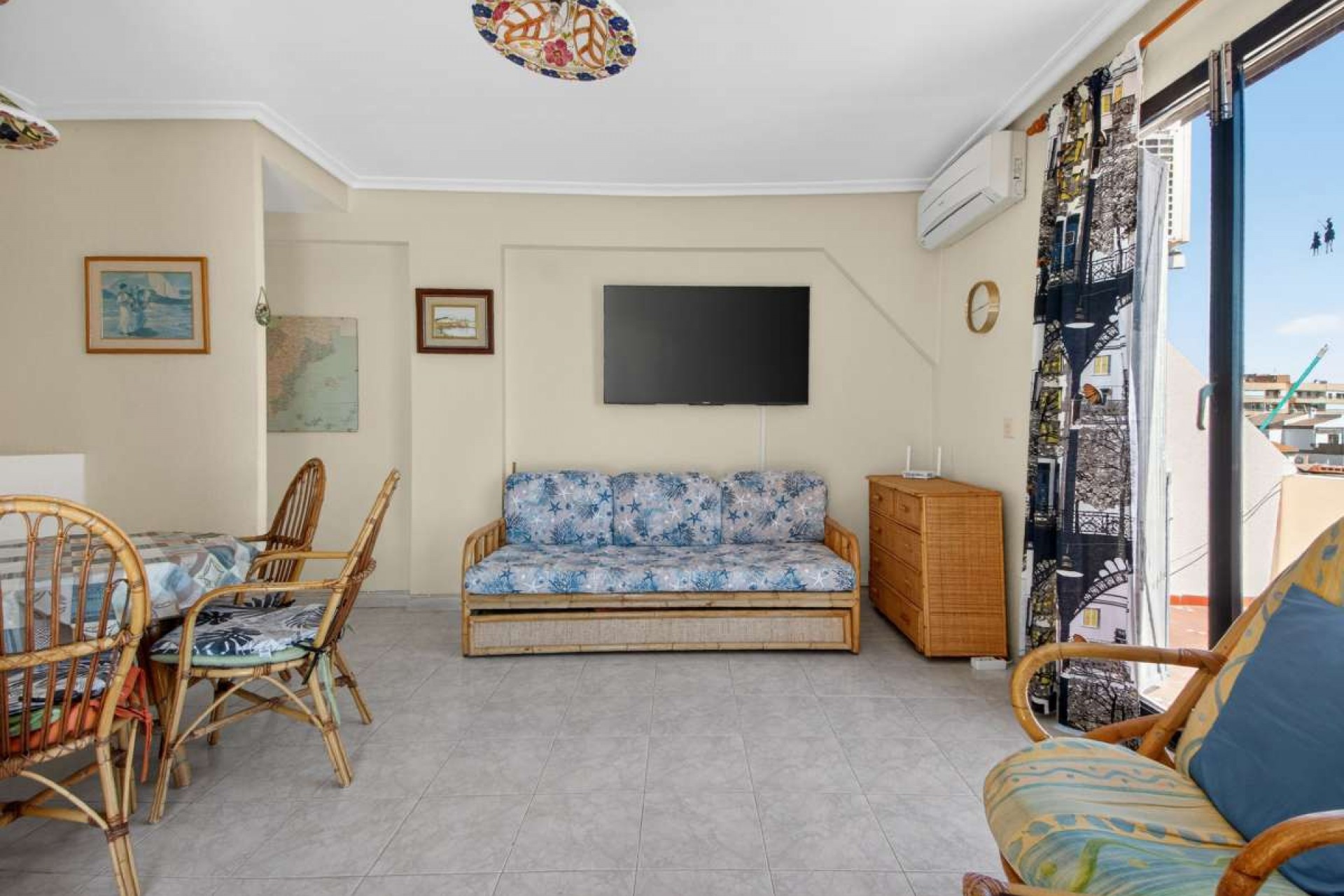 Återförsäljning - Apartment -
Punta Prima - Costa Blanca