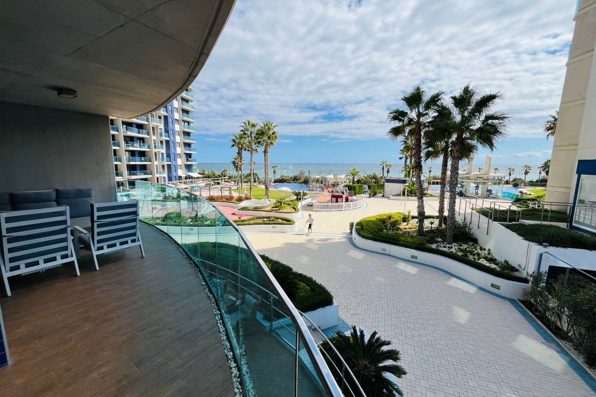 Återförsäljning - Apartment -
Punta Prima - Costa Blanca