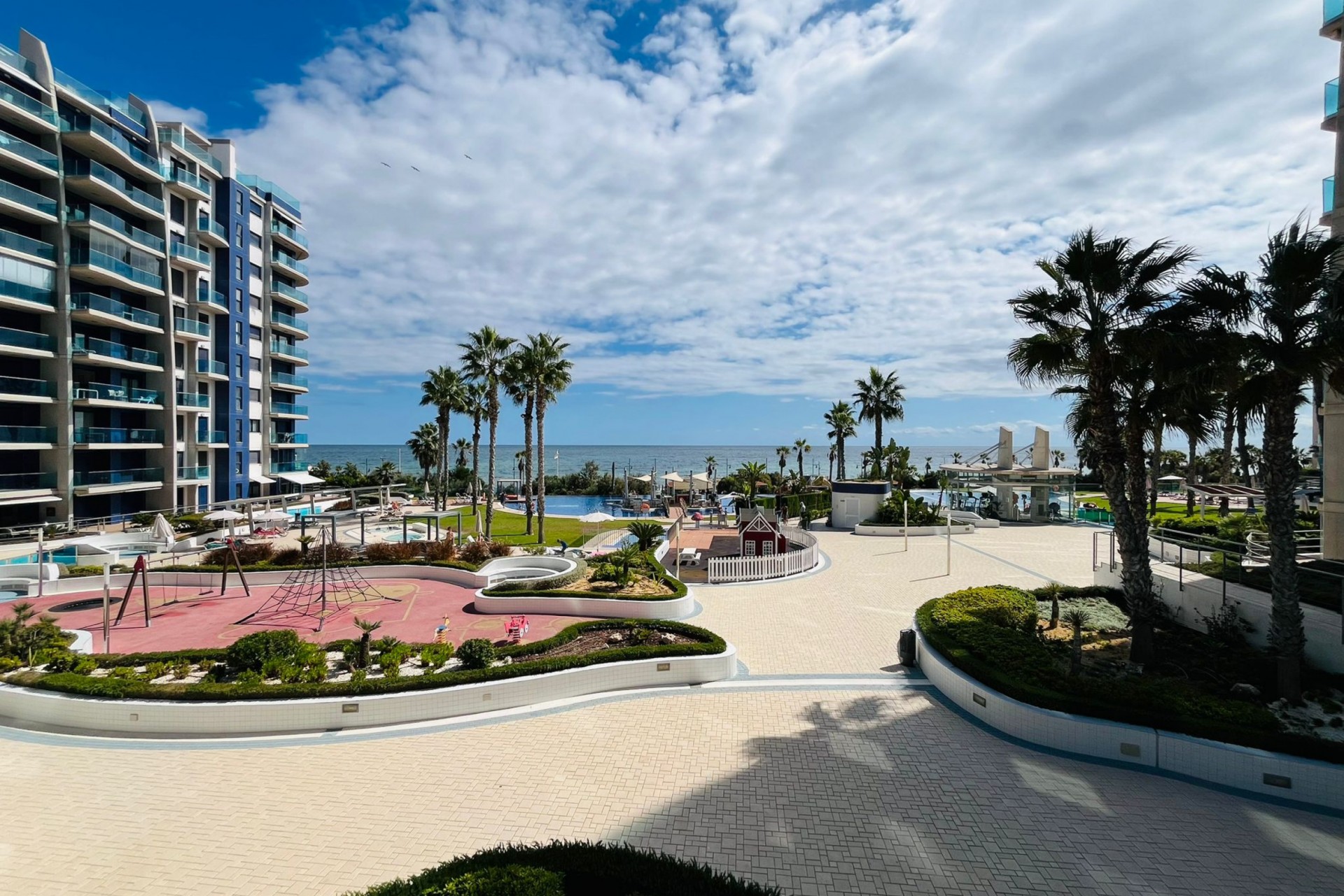 Återförsäljning - Apartment -
Punta Prima - Costa Blanca