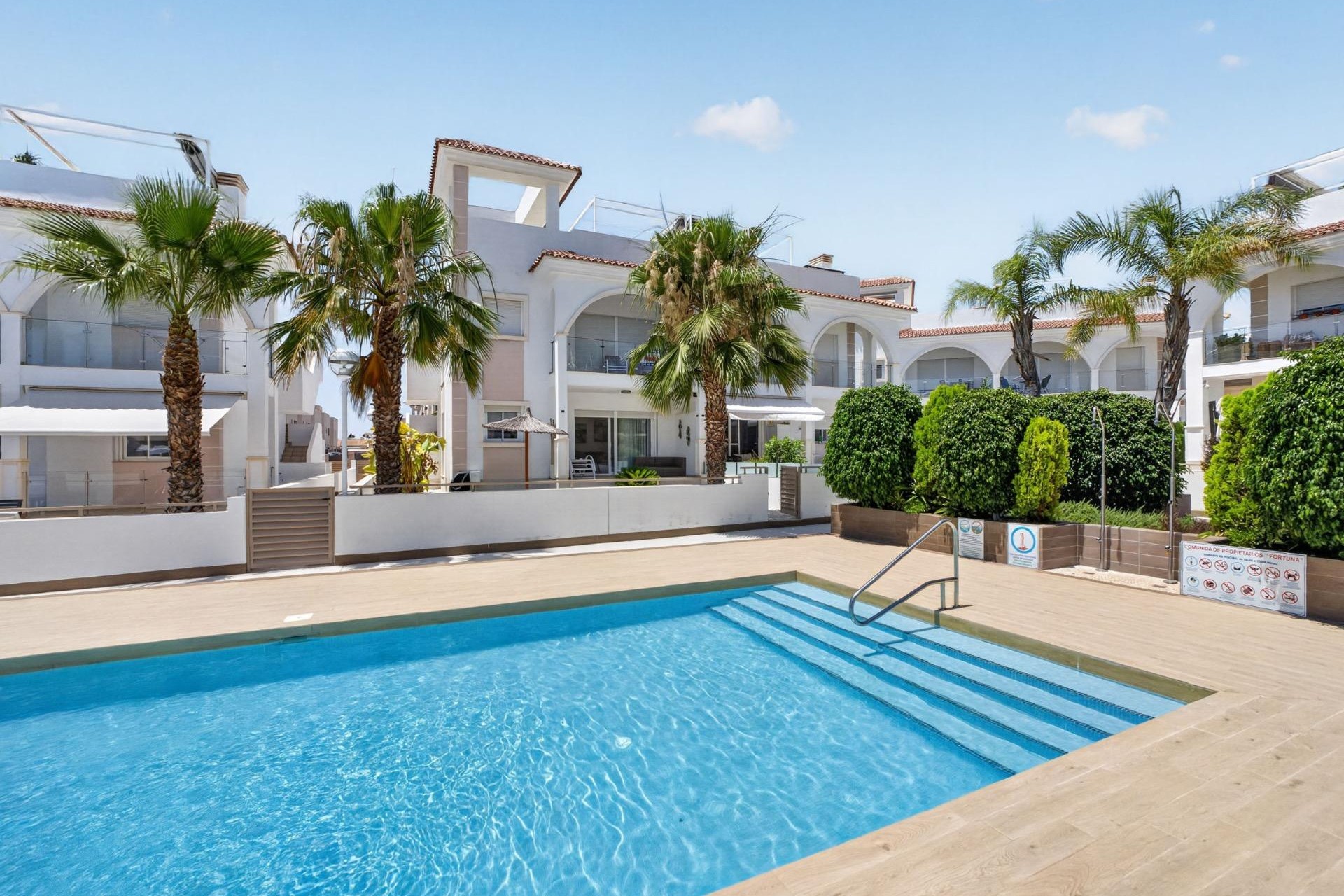 Återförsäljning - Apartment -
Rojales - Cuidad Quesada