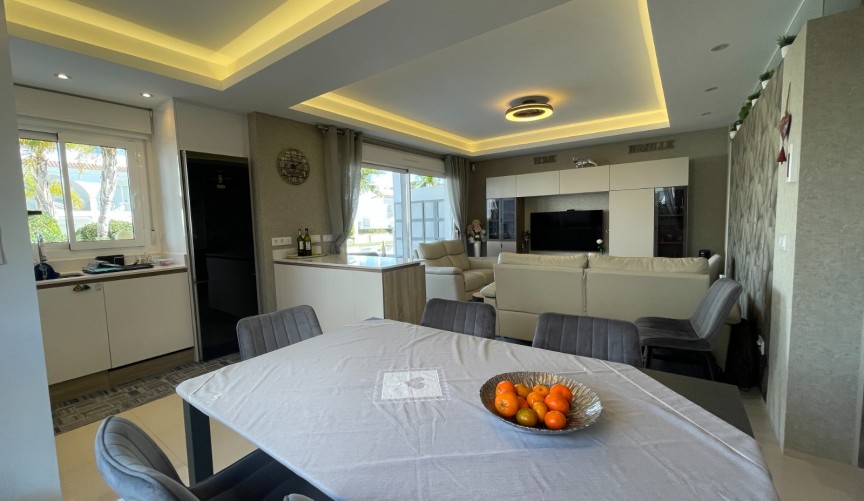 Återförsäljning - Apartment -
Rojales - Inland