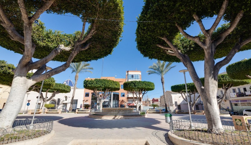 Återförsäljning - Apartment -
San Fulgencio - centro