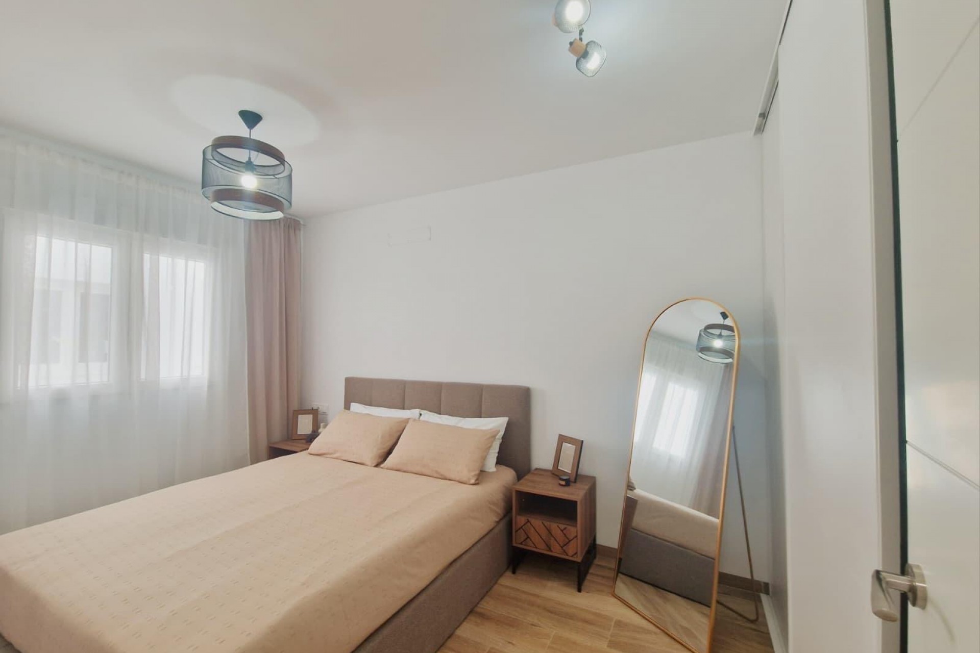Återförsäljning - Apartment -
San Fulgencio - centro