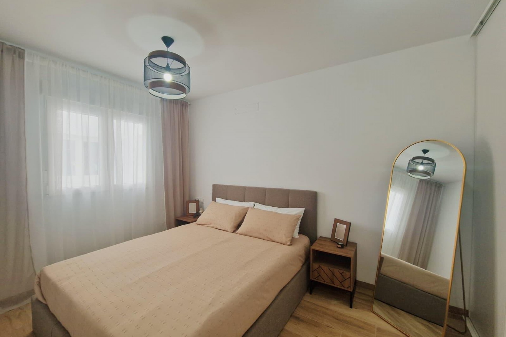 Återförsäljning - Apartment -
San Fulgencio - centro