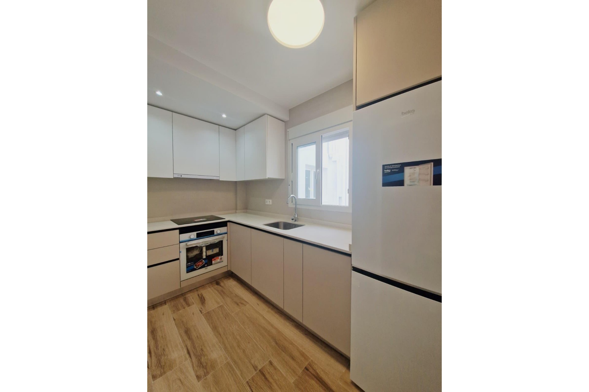 Återförsäljning - Apartment -
San Fulgencio - centro