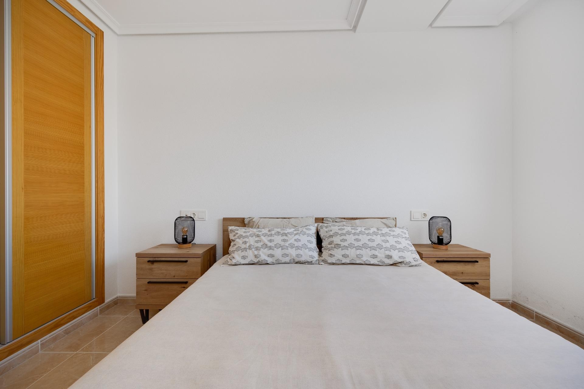 Återförsäljning - Apartment -
San Fulgencio - centro
